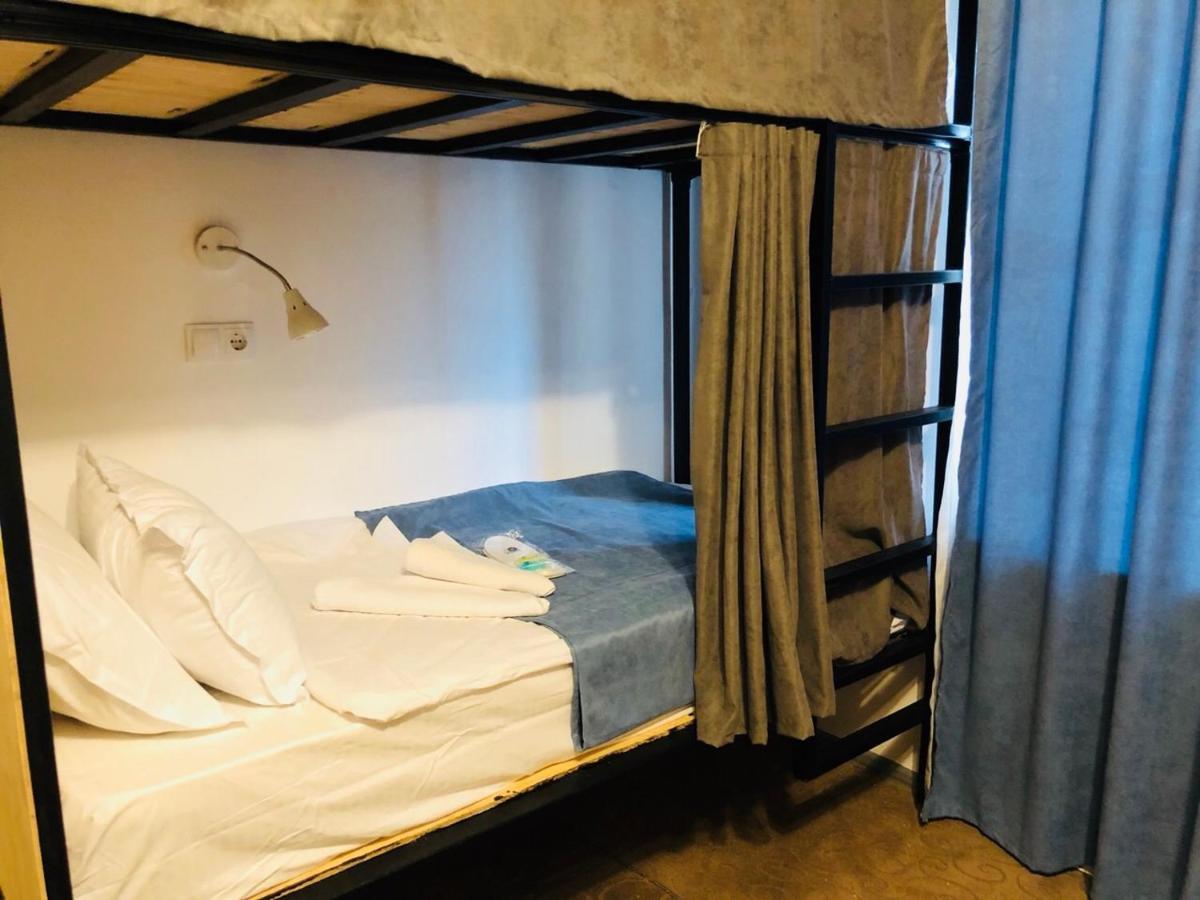 Sunny Hostel Tbilisi Zewnętrze zdjęcie